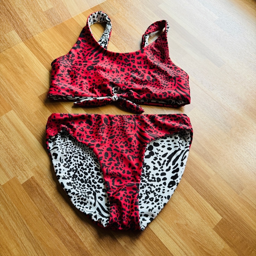 Leopard bikini girls size 8